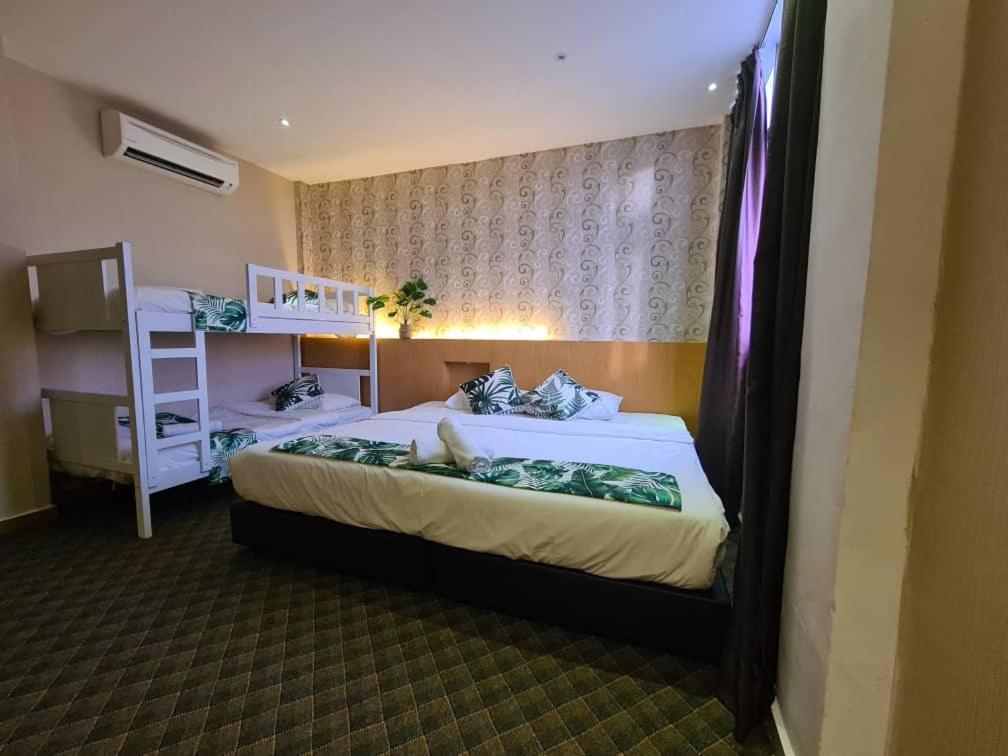 Malacca Grandeur Hotel And Spa מראה חיצוני תמונה